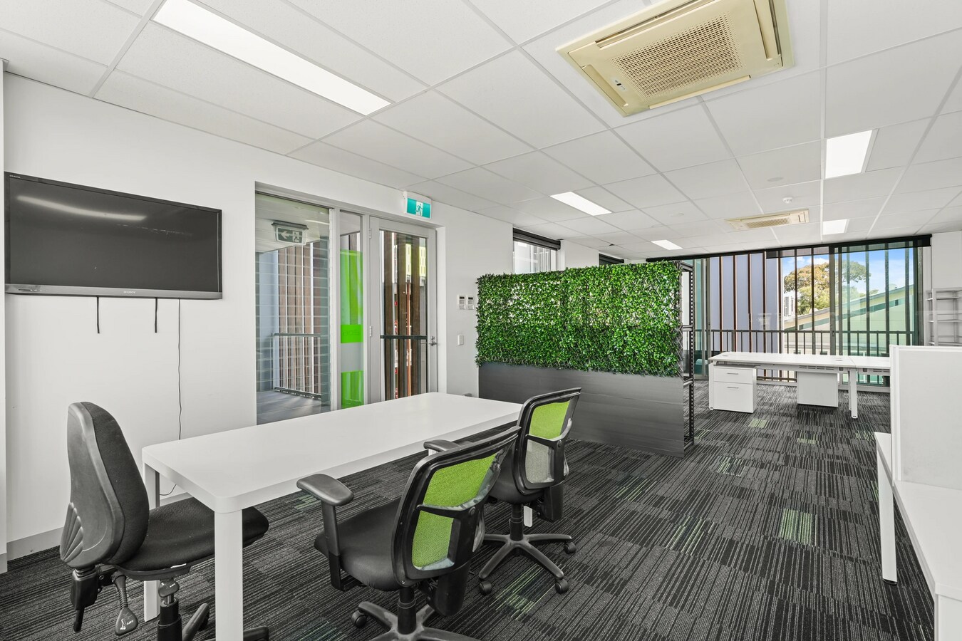 75 Tulip St, Cheltenham, VIC 3192 - Unidad 206 -  - Foto del interior - Image 1 of 3