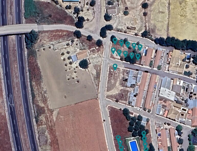 Calle Julián Torres, Parcela 71, Jaén, Jaén en venta - Foto del edificio - Imagen 3 de 17