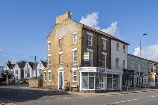 Más detalles de 70A Tavistock St, Bedford - Local en venta