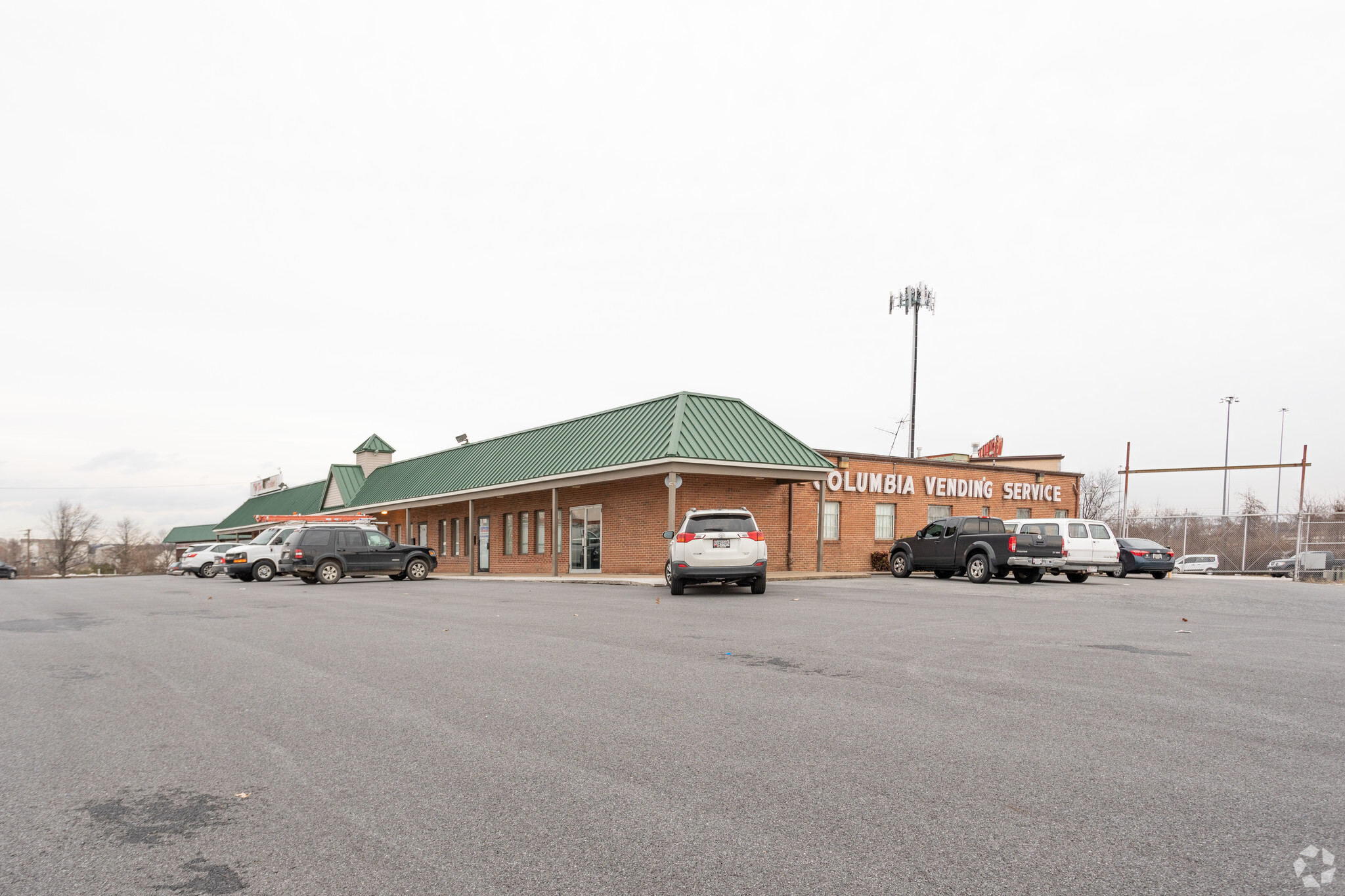 6424 Frankford Ave, Baltimore, MD en alquiler Foto del edificio- Imagen 1 de 3