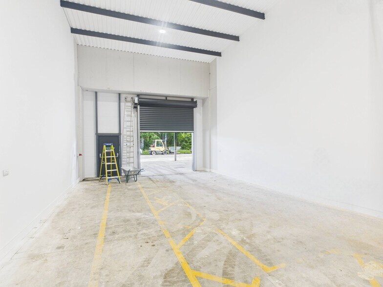 1 Burley Pl, East Kilbride en alquiler - Foto del edificio - Imagen 3 de 17