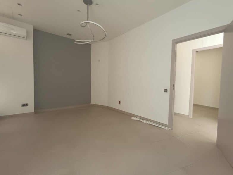 Local en Córdoba, Córdoba en alquiler - Foto del interior - Imagen 3 de 25