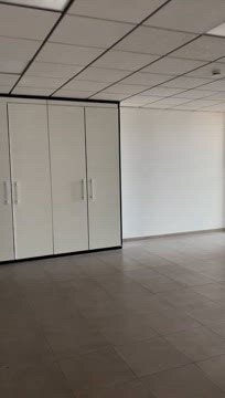 Más detalles de Carrer Mas de Porchinos, 3, Riba-roja de Túria - Nave en alquiler