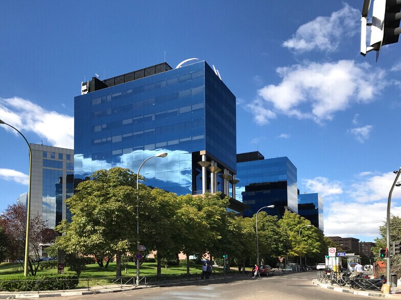 Avenida Burgos, 17, Madrid, Madrid en venta - Foto principal - Imagen 1 de 1