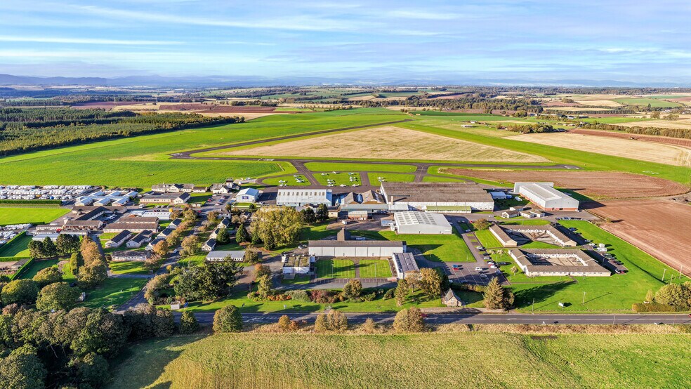 Hangar 4, Scone en alquiler - Foto del edificio - Imagen 2 de 9