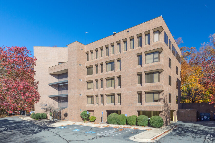 5250 Cherokee Ave, Alexandria, VA en alquiler - Foto del edificio - Imagen 1 de 4