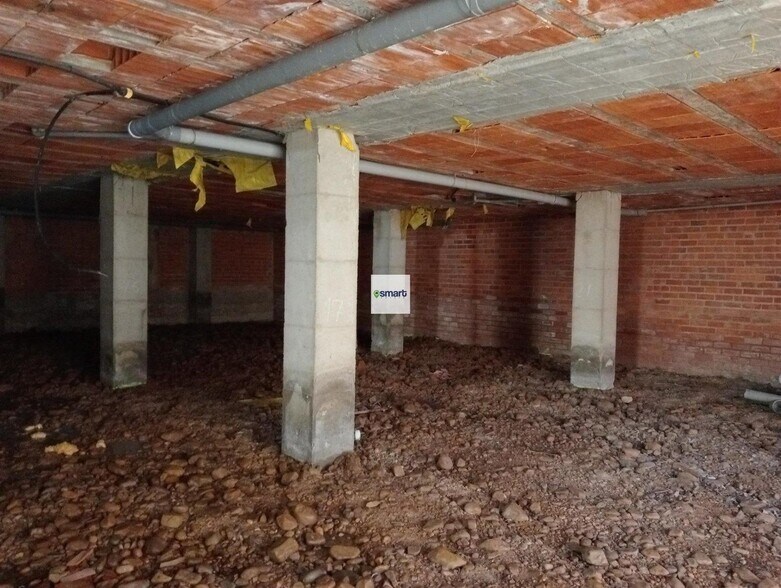 Nave en Carrizo, León en venta - Foto del edificio - Imagen 3 de 4