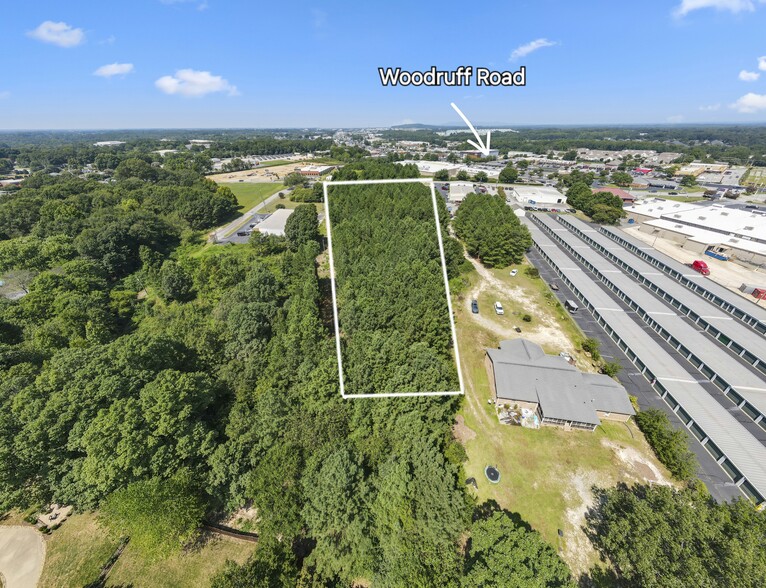 1244 E Butler Rd, Greenville, SC en venta - Foto del edificio - Imagen 3 de 26