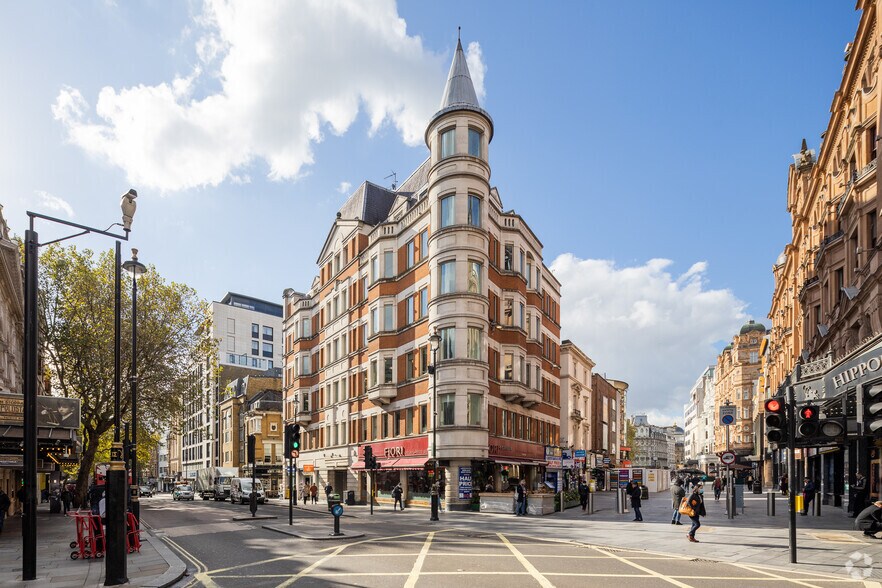 39-41 Charing Cross Rd, London en alquiler - Foto principal - Imagen 1 de 3