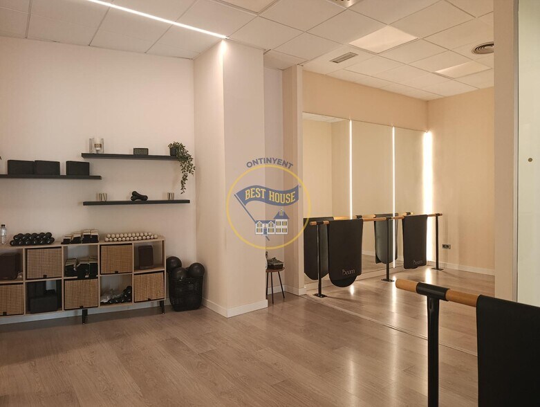 Local en Ontinyent, Valencia en venta - Foto del interior - Imagen 2 de 13