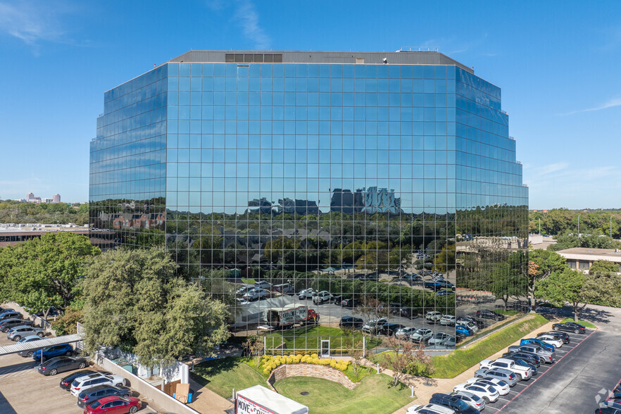 12720 Hillcrest Rd, Dallas, TX en alquiler - Foto del edificio - Imagen 1 de 15