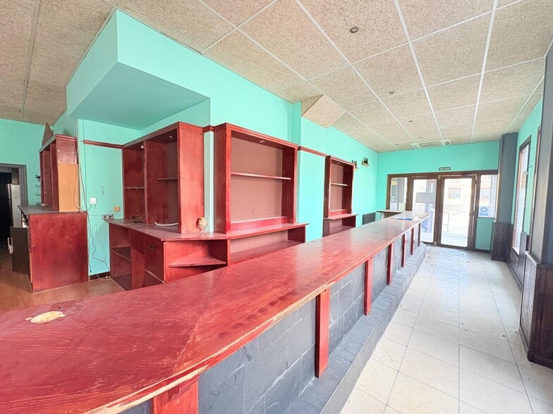 Avenida Santalla de Oscos, 4, Toral de los Vados, León en venta - Foto principal - Imagen 1 de 17
