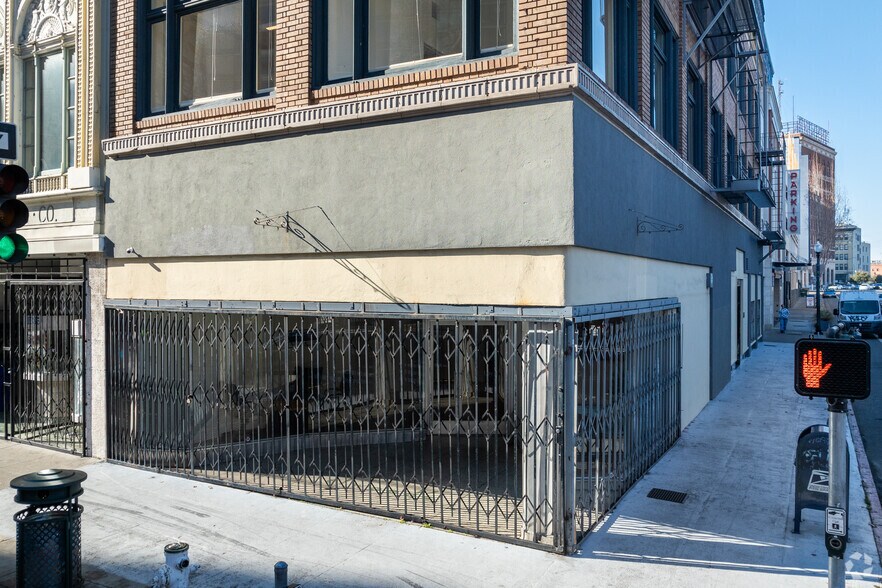 505 17th Street & 1645 Telegraph Avenue, Oakland, CA en alquiler - Foto del edificio - Imagen 3 de 7