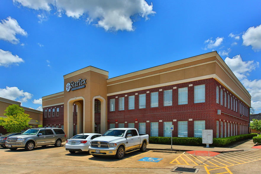 9330 W Broadway St, Pearland, TX en alquiler - Foto del edificio - Imagen 2 de 33