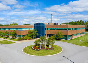 200 Boul De La Technologie, Gatineau, QC en alquiler Foto del edificio- Imagen 1 de 1