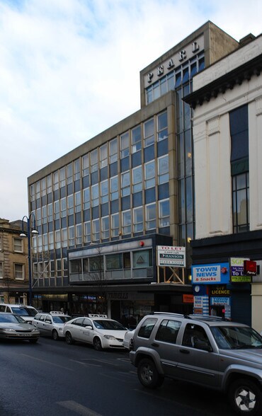 12-18 John William St, Huddersfield en alquiler - Foto del edificio - Imagen 3 de 3