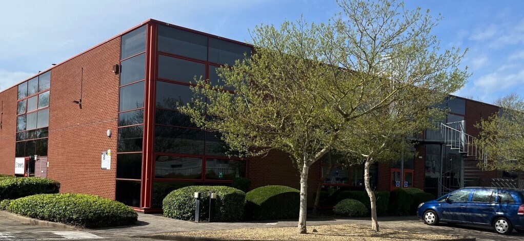 317 Airspeed Rd, Portsmouth en alquiler Foto principal- Imagen 1 de 2