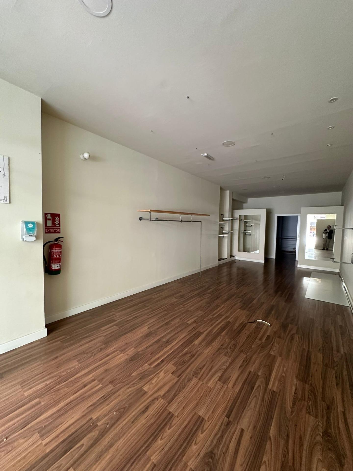 Local en Cáceres, Cáceres en alquiler Foto del edificio- Imagen 1 de 7