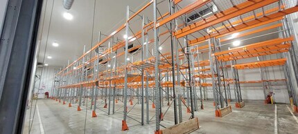 Nave en Corbas en alquiler Foto del interior- Imagen 2 de 8