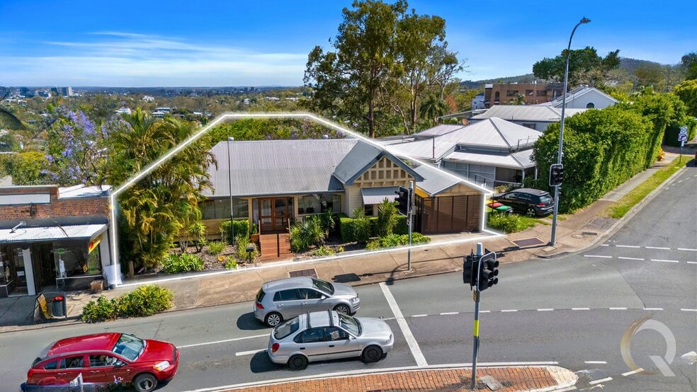 86 MacGregor Tce, Bardon en alquiler - Foto del edificio - Imagen 2 de 24