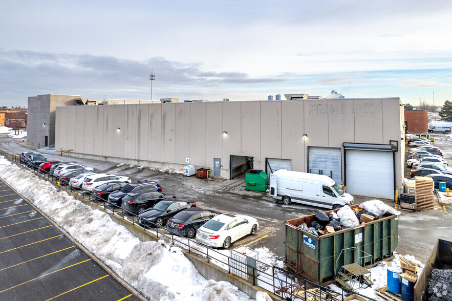 710 Rowntree Dairy Rd, Vaughan, ON en venta - Foto del edificio - Imagen 2 de 3