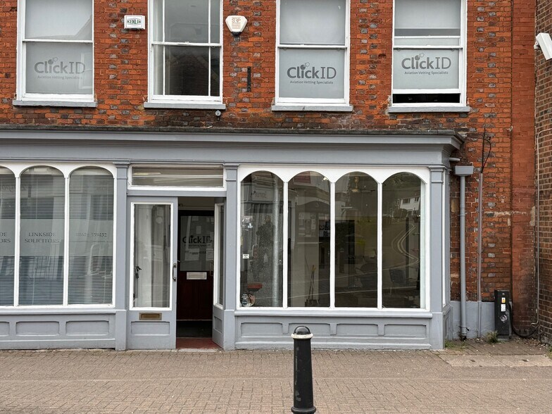71 High St, Burnham en alquiler - Foto del edificio - Imagen 1 de 5