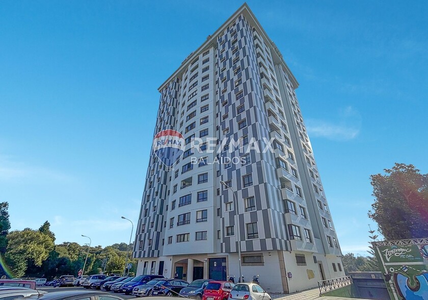 Local en Vigo, Pontevedra en venta - Foto del edificio - Imagen 2 de 30