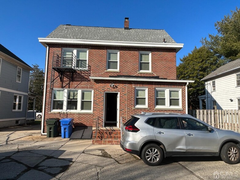 227 Main St, Woodbridge, NJ en venta - Foto del edificio - Imagen 3 de 29