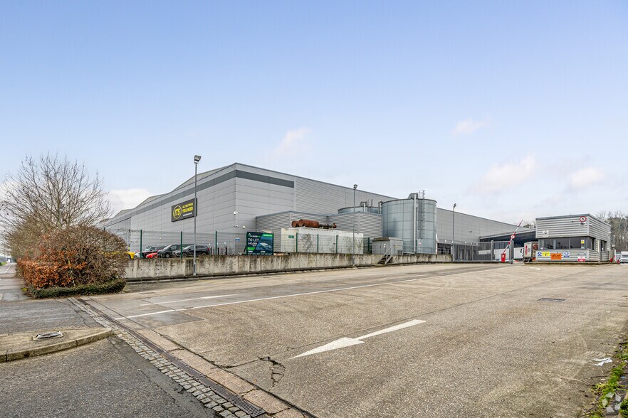 1 Edinburgh Way, Harlow en alquiler - Foto del edificio - Imagen 2 de 4