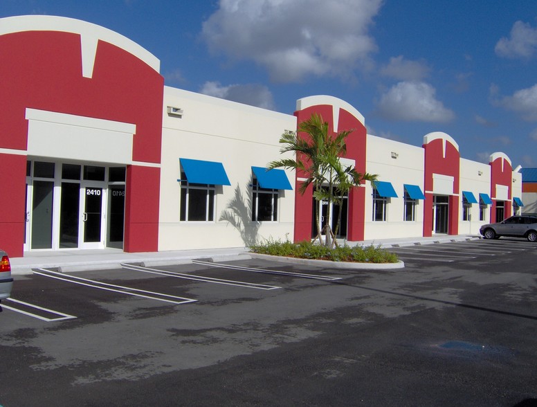 2400-2420 NW 87th Pl, Doral, FL en alquiler - Foto del edificio - Imagen 1 de 3