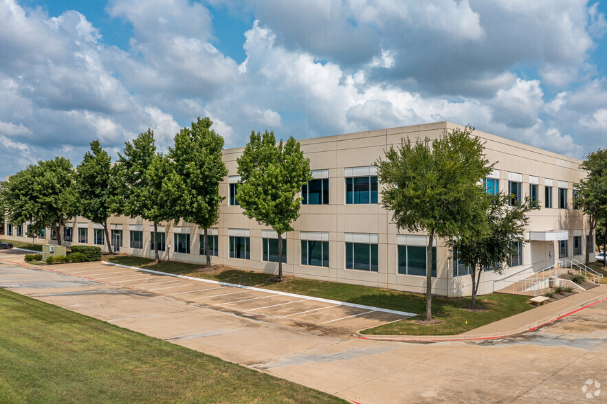 15100 FAA Blvd, Fort Worth, TX en alquiler - Foto del edificio - Imagen 3 de 7