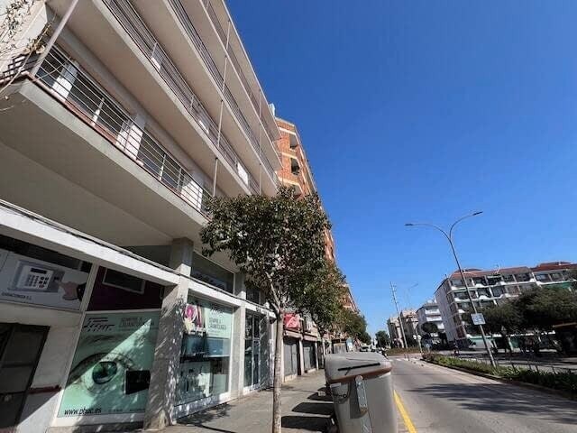 Oficina en Barberà del Vallès, Barcelona en alquiler - Foto del edificio - Imagen 2 de 2