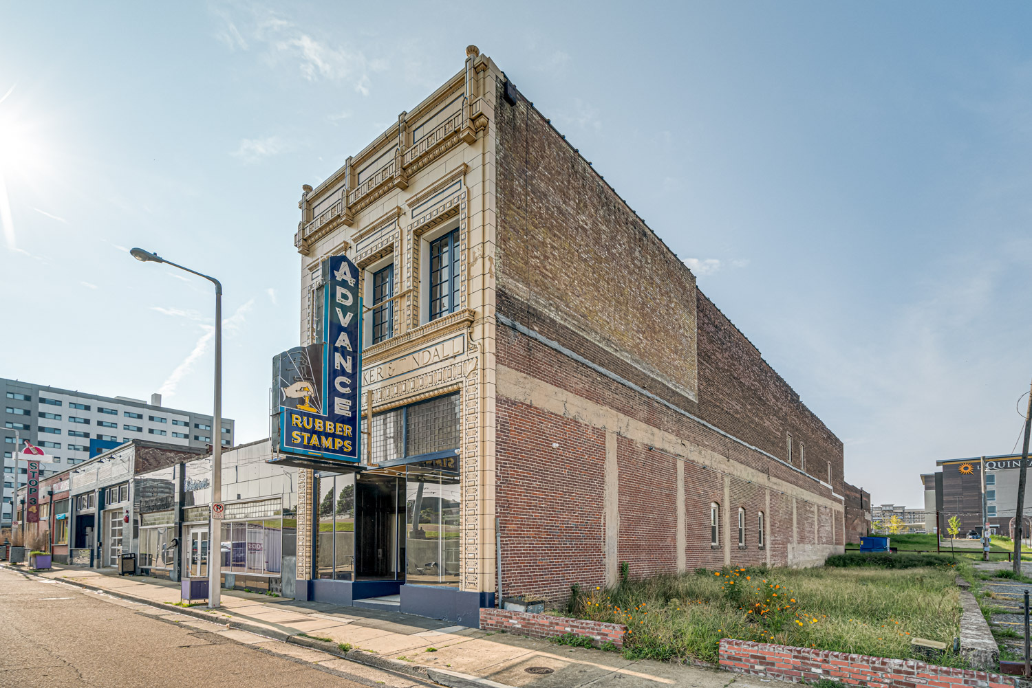 339 Madison Ave, Memphis, TN en venta Foto del edificio- Imagen 1 de 72