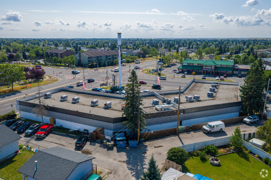 5268 Memorial Dr NE, Calgary, AB en alquiler - Foto del edificio - Imagen 3 de 3