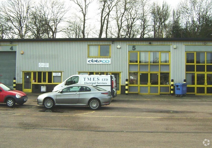 1-7 Porters Wood, St Albans en venta - Foto del edificio - Imagen 2 de 6