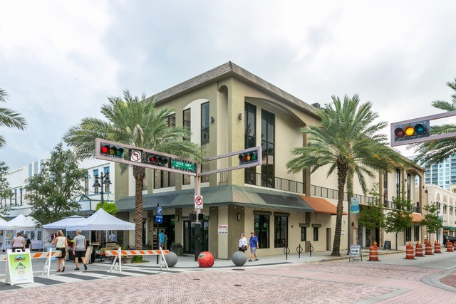 100 S Dixie Hwy, West Palm Beach, FL en alquiler - Foto del edificio - Imagen 1 de 13