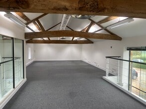 Old Wolverton Rd, Milton Keynes en alquiler Foto del edificio- Imagen 2 de 5