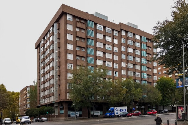 Más detalles de Edificio residencial​ en venta