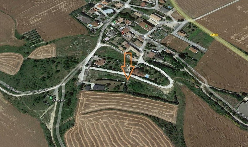 Calle Txomorgain, Galar, Navarre en venta - Foto principal - Imagen 2 de 9