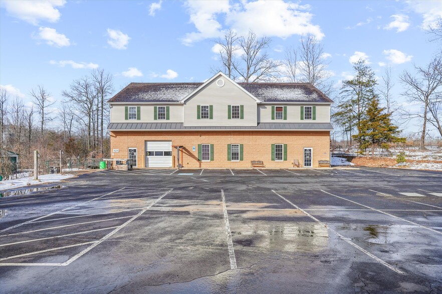 931 Skinners Turn Rd, Owings, MD en venta - Foto del edificio - Imagen 2 de 74