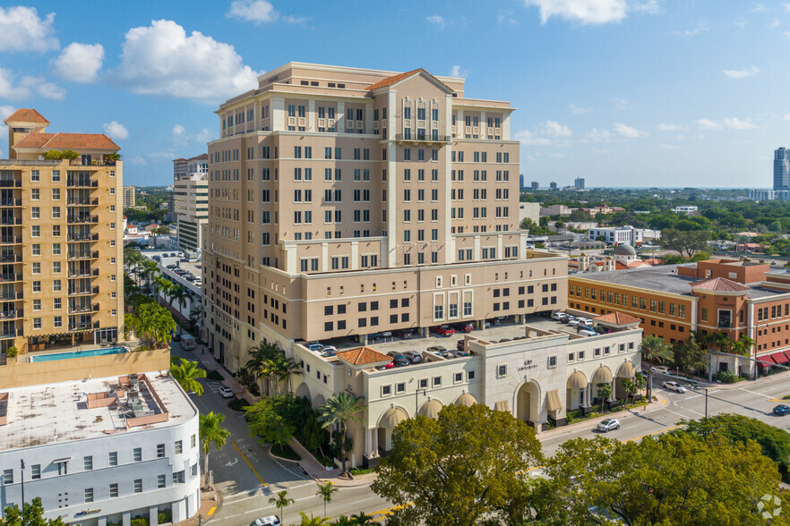 2701 S Le Jeune Rd, Coral Gables, FL en alquiler - Foto del edificio - Imagen 3 de 6