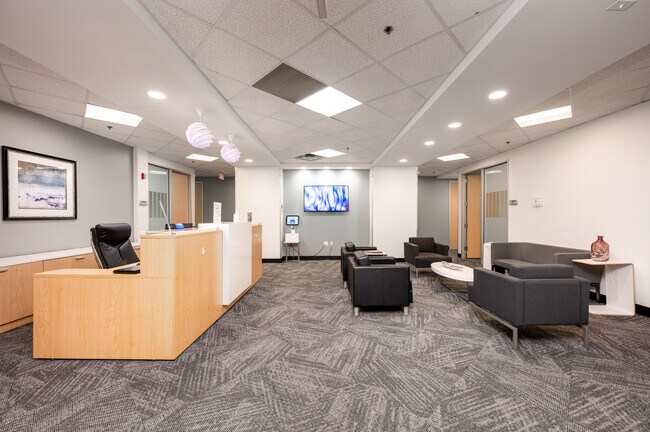 Más detalles de 450 E 96th St, Indianapolis, IN - Coworking en alquiler