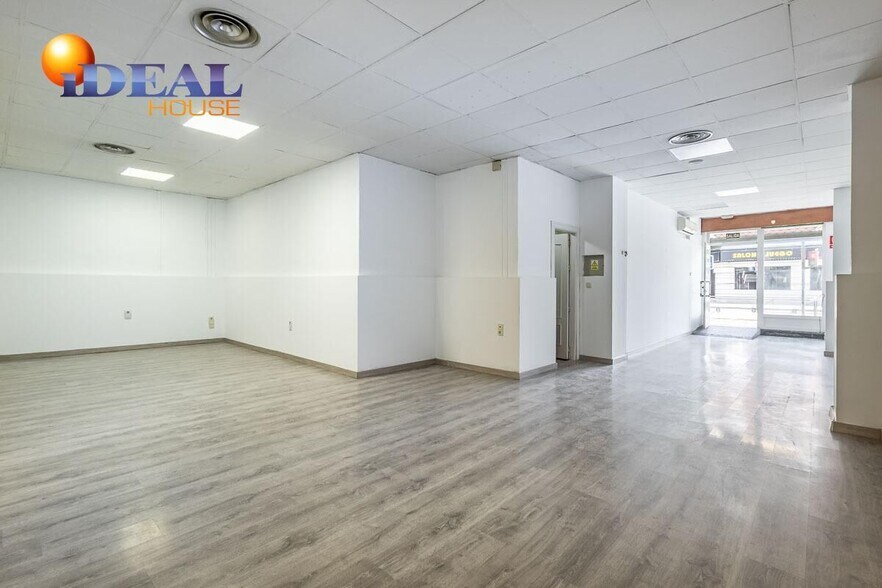 Local en Maracena en venta - Foto del interior - Imagen 2 de 10