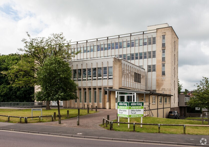 Marshfield Rd, Chippenham en alquiler - Foto del edificio - Imagen 3 de 3