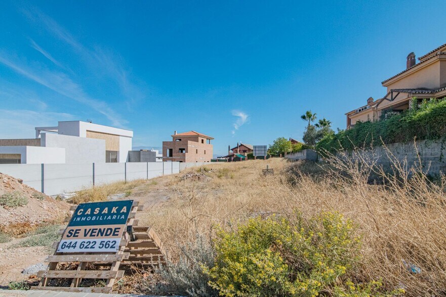 Terreno en Dílar, Granada en venta - Foto del edificio - Imagen 2 de 14