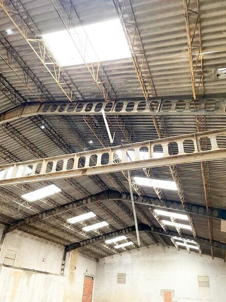 Nave en Villamayor en venta - Foto del edificio - Imagen 3 de 7