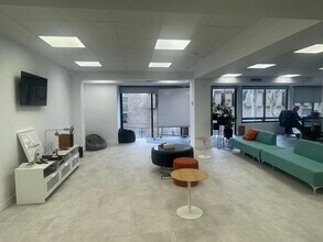 Calle de Edgar Neville, 27, Madrid, Madrid en alquiler Foto del interior- Imagen 2 de 8