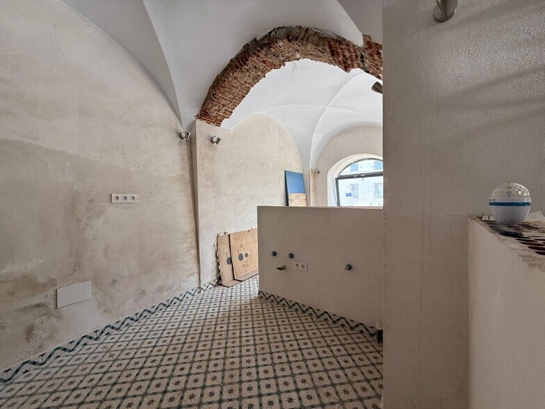 Local en Cáceres en alquiler - Foto del edificio - Imagen 1 de 17