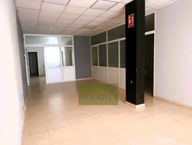 Local en Ontinyent, Valencia en alquiler - Foto del edificio - Imagen 3 de 10