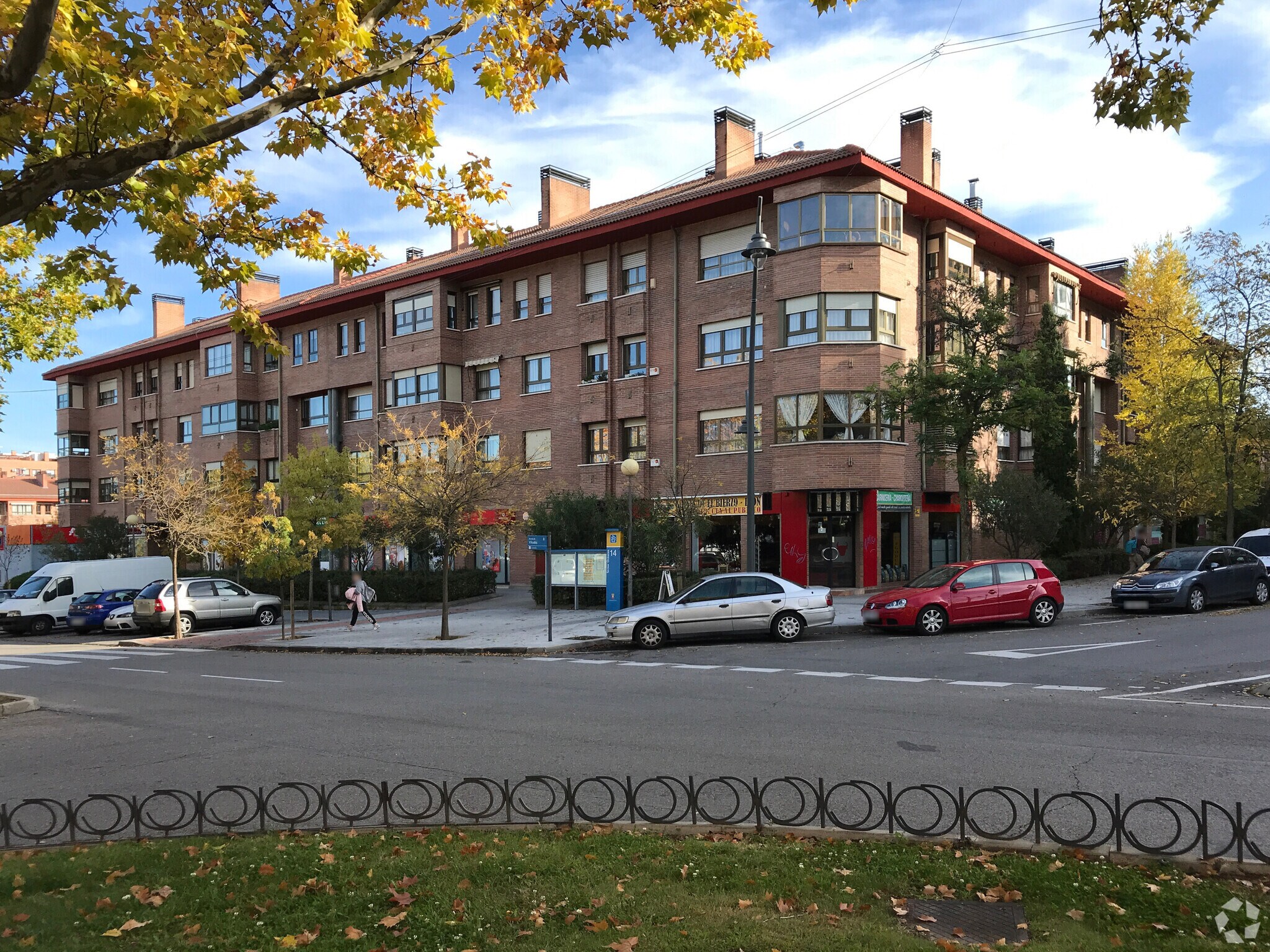 Avenida de Viñuelas, 46, Tres Cantos, Madrid en venta Foto principal- Imagen 1 de 1